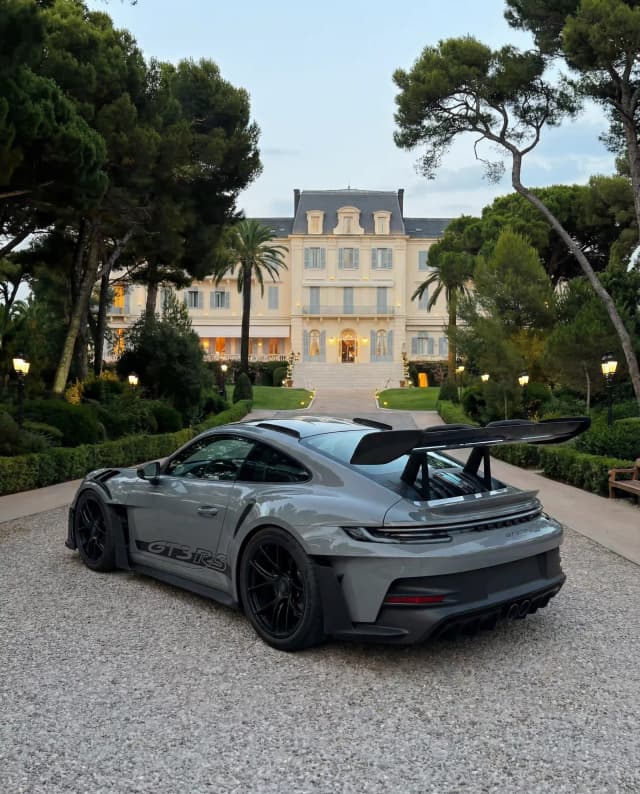 Automotive / Villas / Real Estate